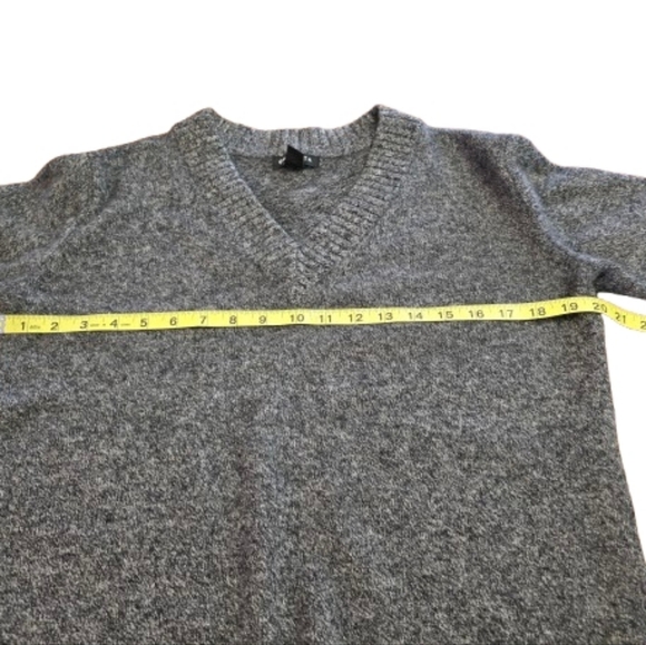 Athleta Vital V Neck Tunic Sweater Womens Medium Wool Cashmere Blend Gray Color - Picture 4 of 11